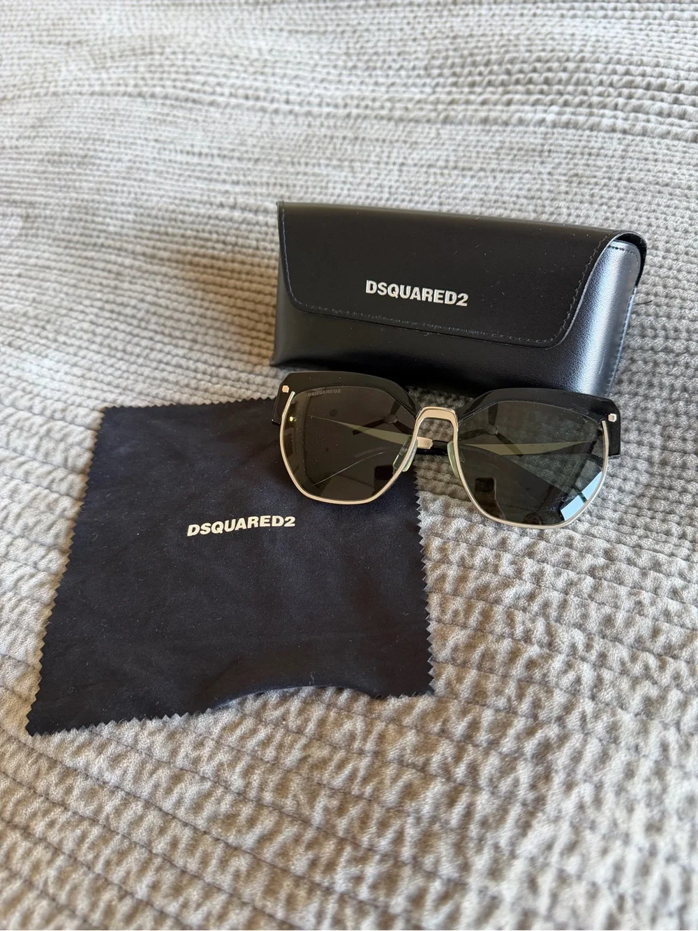 DSQUARED2 Black and Gold Women’s Sunglasses with Branded Case and Cloth